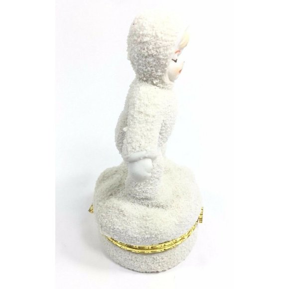 Trinket Box Porcelain Hinged Little Girl in Snow Suit Unmarked - Picture 6 of 7